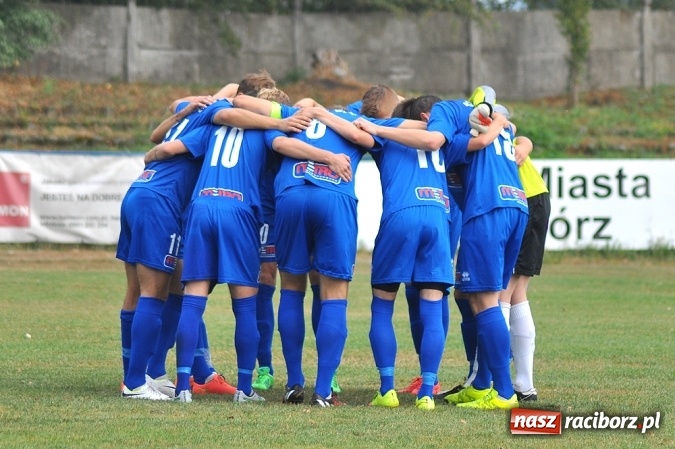 Zdjęcie w galerii na portalu naszraciborz.pl: Minimalna porażka Unii ze Szczakowianką wiadomości z regionu