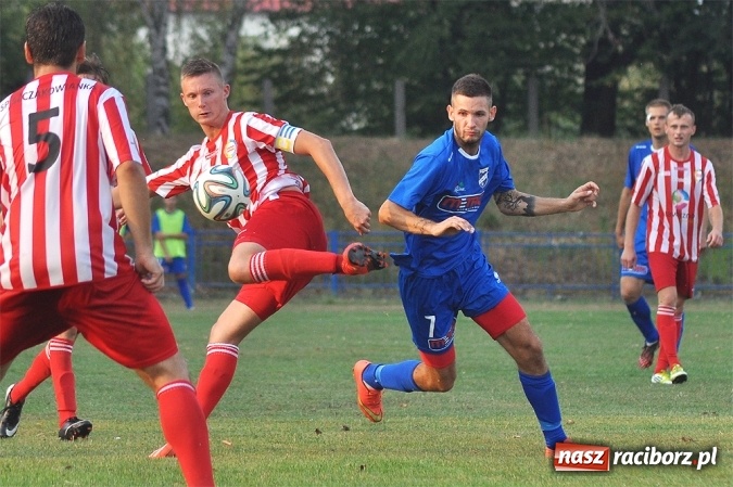 Zdjęcie w galerii na portalu naszraciborz.pl: Minimalna porażka Unii ze Szczakowianką wiadomości z regionu