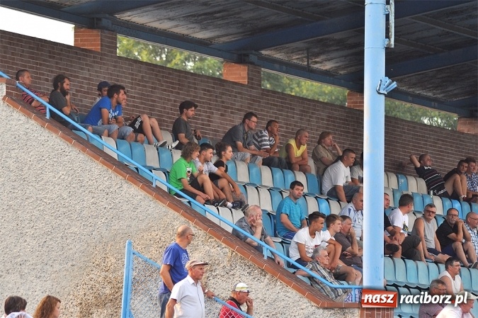 Zdjęcie w galerii na portalu naszraciborz.pl: Minimalna porażka Unii ze Szczakowianką wiadomości z regionu