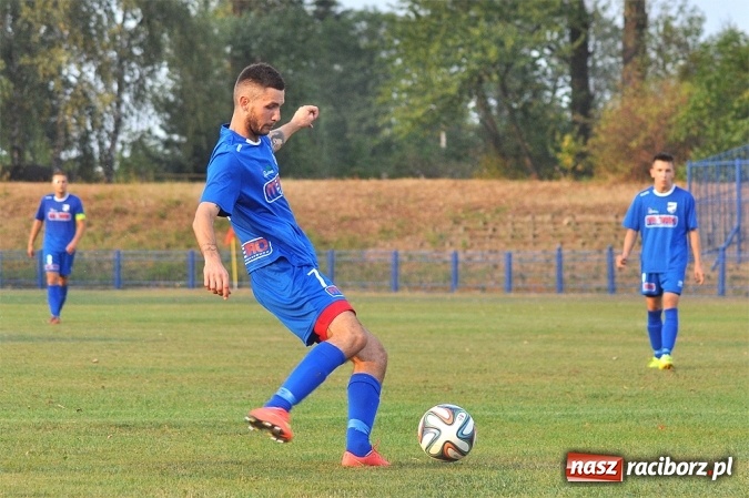 Zdjęcie w galerii na portalu naszraciborz.pl: Minimalna porażka Unii ze Szczakowianką wiadomości z regionu