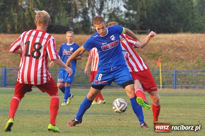 Zdjęcie w galerii na portalu naszraciborz.pl: Minimalna porażka Unii ze Szczakowianką wiadomości z regionu