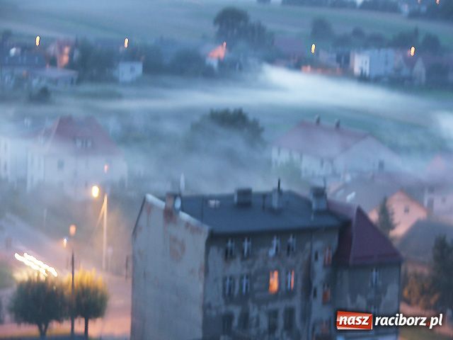 Zdjęcie w galerii na portalu naszraciborz.pl: DYMY nad miastem  wiadomości z regionu