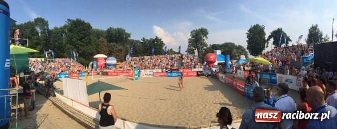 Zdjęcie w galerii na portalu naszraciborz.pl: Raciborzanka ze złotym medalem Orlen Finału Mistrzostw Polski w Piłce Siatkowej wiadomości z regionu