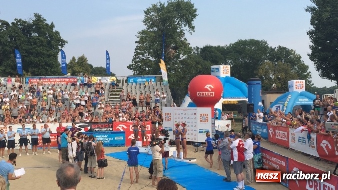 Zdjęcie w galerii na portalu naszraciborz.pl: Raciborzanka ze złotym medalem Orlen Finału Mistrzostw Polski w Piłce Siatkowej wiadomości z regionu