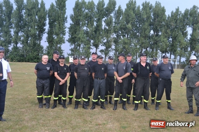 Zdjęcie w galerii na portalu naszraciborz.pl: Druhowie oldboje walczyli w Owsiszczach wiadomości z regionu