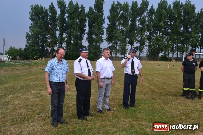 Zdjęcie w galerii na portalu naszraciborz.pl: Druhowie oldboje walczyli w Owsiszczach wiadomości z regionu