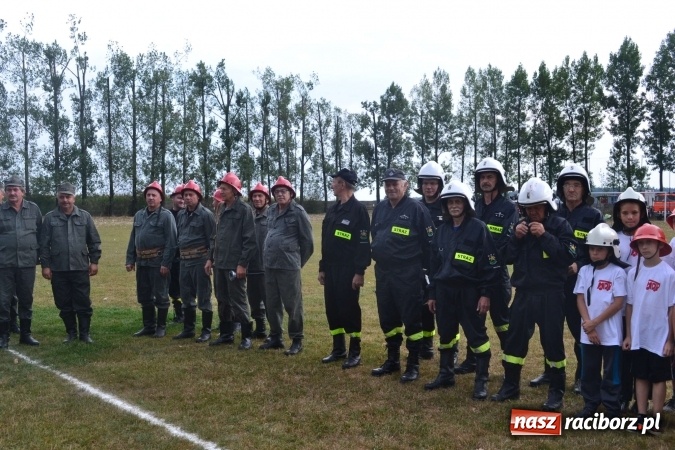 Zdjęcie w galerii na portalu naszraciborz.pl: Druhowie oldboje walczyli w Owsiszczach wiadomości z regionu