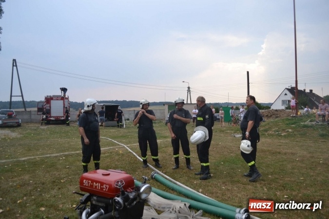 Zdjęcie w galerii na portalu naszraciborz.pl: Druhowie oldboje walczyli w Owsiszczach wiadomości z regionu