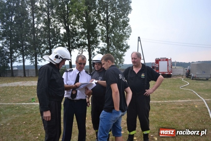 Zdjęcie w galerii na portalu naszraciborz.pl: Druhowie oldboje walczyli w Owsiszczach wiadomości z regionu