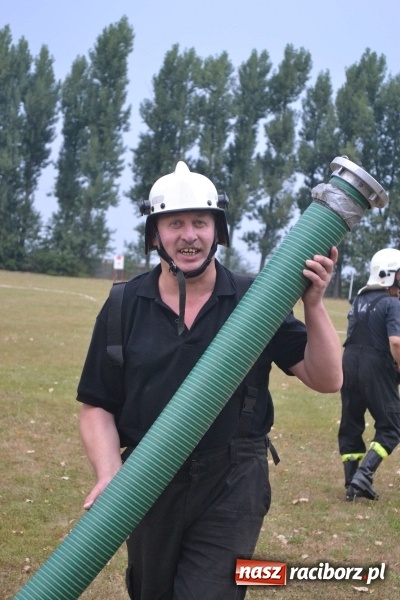 Zdjęcie w galerii na portalu naszraciborz.pl: Druhowie oldboje walczyli w Owsiszczach wiadomości z regionu