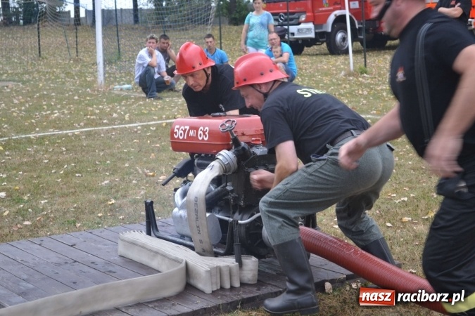 Zdjęcie w galerii na portalu naszraciborz.pl: Druhowie oldboje walczyli w Owsiszczach wiadomości z regionu