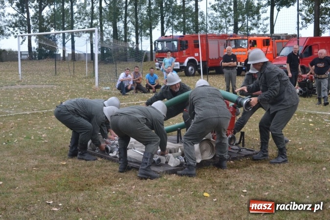 Zdjęcie w galerii na portalu naszraciborz.pl: Druhowie oldboje walczyli w Owsiszczach wiadomości z regionu