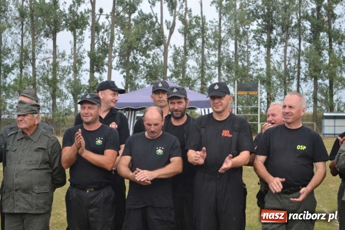 Zdjęcie w galerii na portalu naszraciborz.pl: Druhowie oldboje walczyli w Owsiszczach wiadomości z regionu