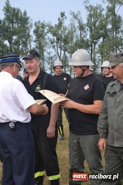 Zdjęcie w galerii na portalu naszraciborz.pl: Druhowie oldboje walczyli w Owsiszczach wiadomości z regionu