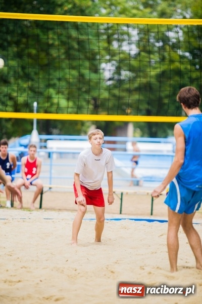 Zdjęcie w galerii na portalu naszraciborz.pl: Mistrzostwa Raciborza w Siatkówce Plażowej wiadomości z regionu