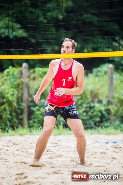 Zdjęcie w galerii na portalu naszraciborz.pl: Mistrzostwa Raciborza w Siatkówce Plażowej wiadomości z regionu