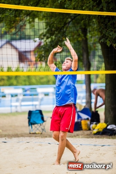Zdjęcie w galerii na portalu naszraciborz.pl: Mistrzostwa Raciborza w Siatkówce Plażowej wiadomości z regionu