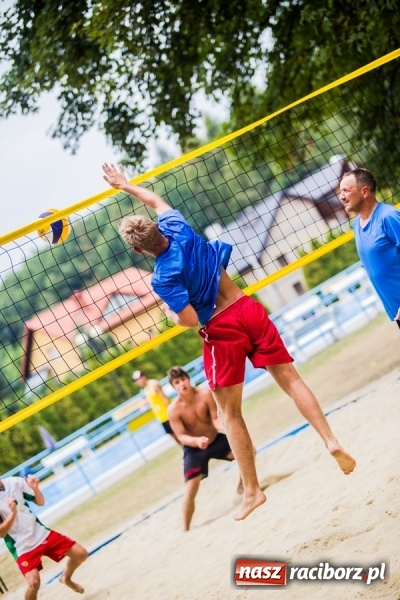 Zdjęcie w galerii na portalu naszraciborz.pl: Mistrzostwa Raciborza w Siatkówce Plażowej wiadomości z regionu