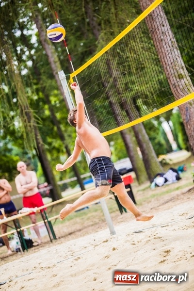 Zdjęcie w galerii na portalu naszraciborz.pl: Mistrzostwa Raciborza w Siatkówce Plażowej wiadomości z regionu