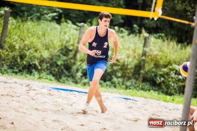 Zdjęcie w galerii na portalu naszraciborz.pl: Mistrzostwa Raciborza w Siatkówce Plażowej wiadomości z regionu