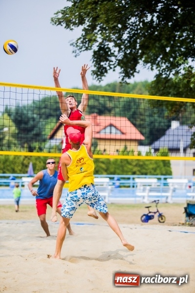 Zdjęcie w galerii na portalu naszraciborz.pl: Mistrzostwa Raciborza w Siatkówce Plażowej wiadomości z regionu