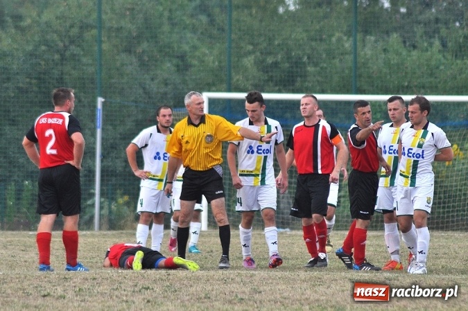 Zdjęcie w galerii na portalu naszraciborz.pl: Skromna wygrana Brzezia na rozpoczęcie sezonu wiadomości z regionu
