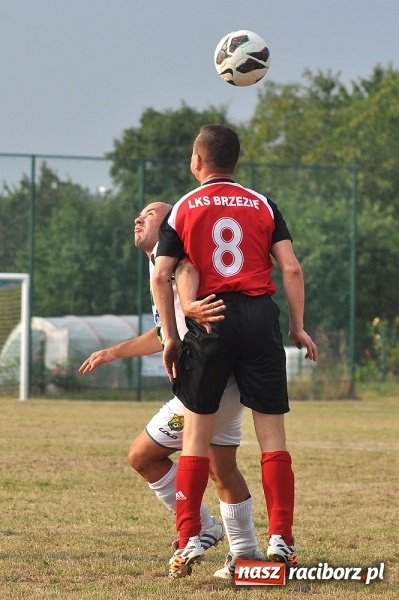 Zdjęcie w galerii na portalu naszraciborz.pl: Skromna wygrana Brzezia na rozpoczęcie sezonu wiadomości z regionu