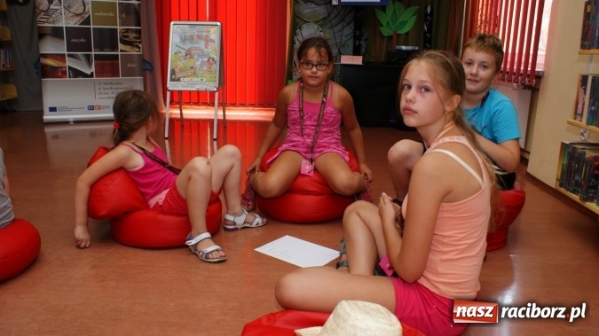 Zdjęcie w galerii na portalu naszraciborz.pl: Po raz czwarty raciborska biblioteka uczestniczyła w akcji Sieciaki na wakacjach  wiadomości z regionu