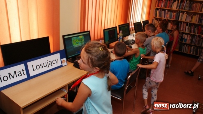 Zdjęcie w galerii na portalu naszraciborz.pl: Po raz czwarty raciborska biblioteka uczestniczyła w akcji Sieciaki na wakacjach  wiadomości z regionu