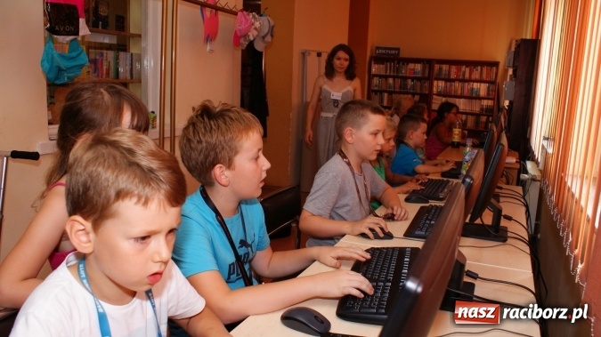 Zdjęcie w galerii na portalu naszraciborz.pl: Po raz czwarty raciborska biblioteka uczestniczyła w akcji Sieciaki na wakacjach  wiadomości z regionu