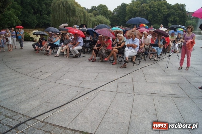 Zdjęcie w galerii na portalu naszraciborz.pl: W kręgu opery i nie tylko w Parku Roth  wiadomości z regionu