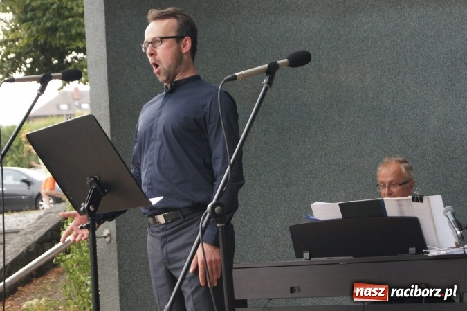 Zdjęcie w galerii na portalu naszraciborz.pl: W kręgu opery i nie tylko w Parku Roth  wiadomości z regionu