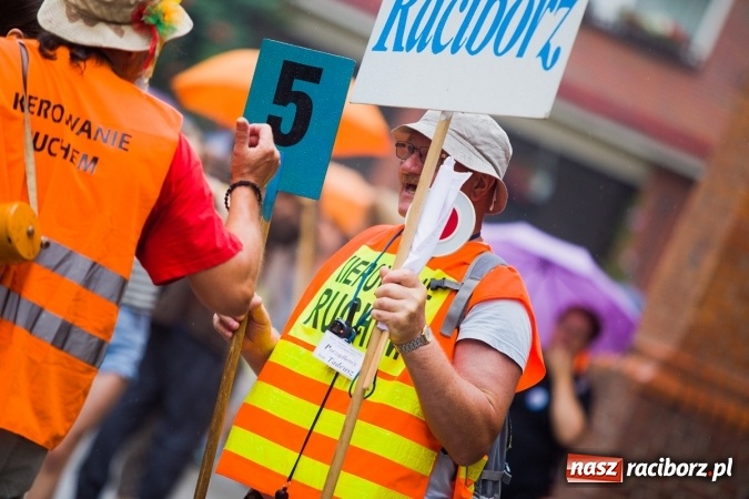 Zdjęcie w galerii na portalu naszraciborz.pl: Pielgrzymi z powiatu raciborskiego wyruszyli na Jasną Górę wiadomości z regionu