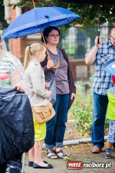 Zdjęcie w galerii na portalu naszraciborz.pl: Pielgrzymi z powiatu raciborskiego wyruszyli na Jasną Górę wiadomości z regionu