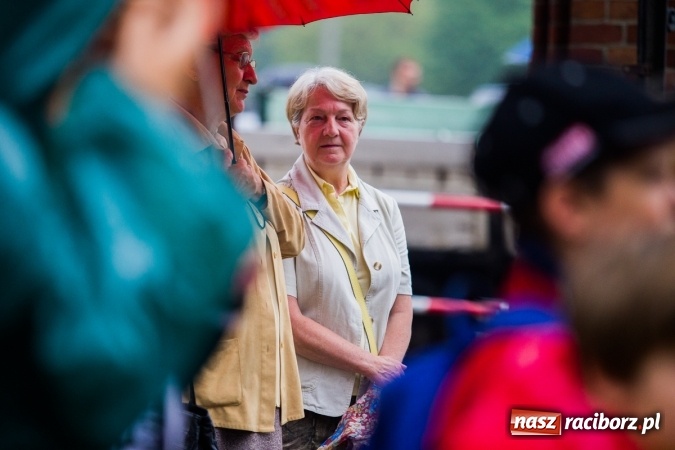 Zdjęcie w galerii na portalu naszraciborz.pl: Pielgrzymi z powiatu raciborskiego wyruszyli na Jasną Górę wiadomości z regionu