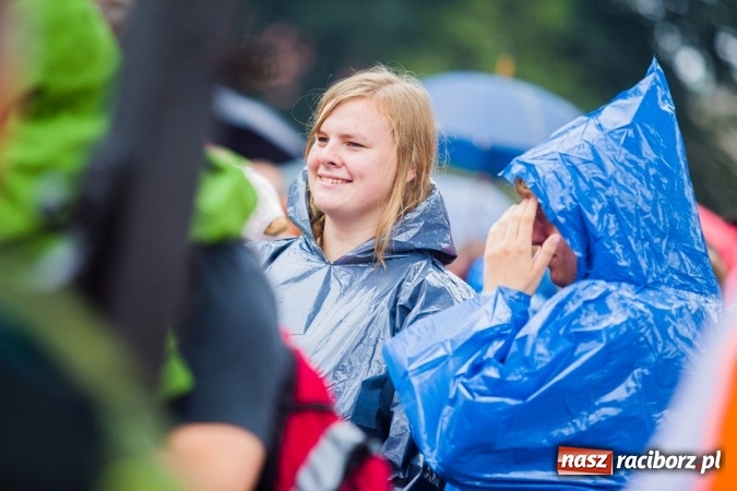 Zdjęcie w galerii na portalu naszraciborz.pl: Pielgrzymi z powiatu raciborskiego wyruszyli na Jasną Górę wiadomości z regionu