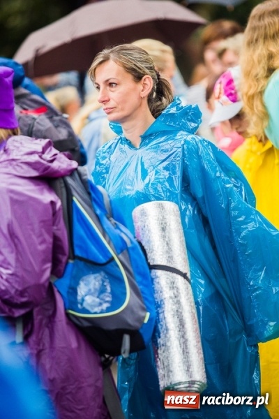 Zdjęcie w galerii na portalu naszraciborz.pl: Pielgrzymi z powiatu raciborskiego wyruszyli na Jasną Górę wiadomości z regionu
