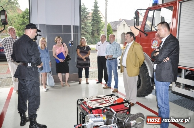 Zdjęcie w galerii na portalu naszraciborz.pl: Oby wszystko działało tak, jak straż pożarna. O działalności OSP na komisji powiatowej wiadomości z regionu