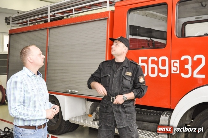 Zdjęcie w galerii na portalu naszraciborz.pl: Oby wszystko działało tak, jak straż pożarna. O działalności OSP na komisji powiatowej wiadomości z regionu