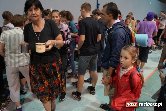 Zdjęcie w galerii na portalu naszraciborz.pl: Gmina Nędza przyjęła kilkuset pielgrzymów wiadomości z regionu