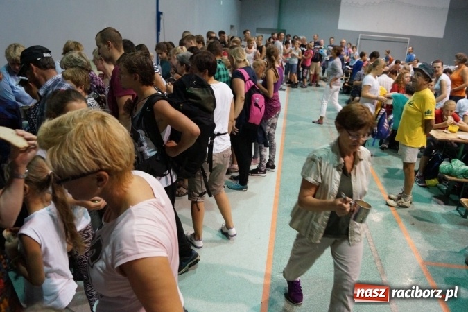 Zdjęcie w galerii na portalu naszraciborz.pl: Gmina Nędza przyjęła kilkuset pielgrzymów wiadomości z regionu