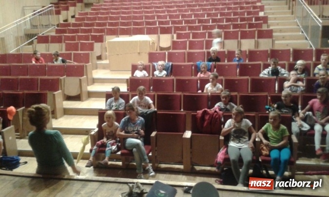 Zdjęcie w galerii na portalu naszraciborz.pl: Stop dopalaczom - pogadanka z dziećmi w Kuźni Raciborskiej  wiadomości z regionu