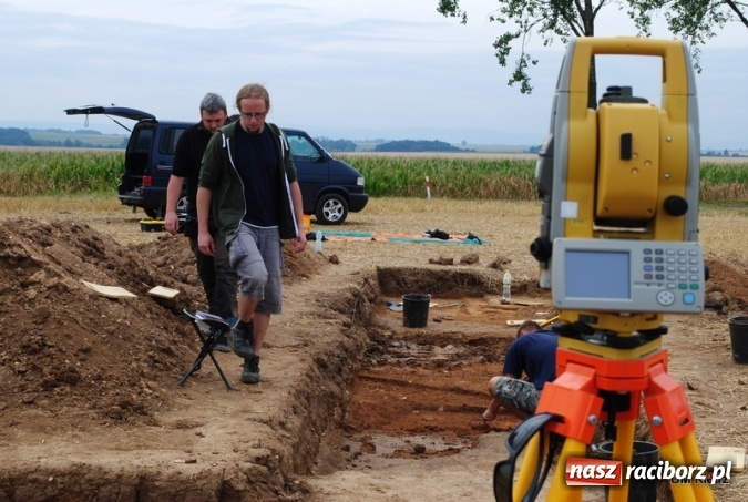 Zdjęcie w galerii na portalu naszraciborz.pl: Gmina Kietrz kolejny raz gości archeologów  wiadomości z regionu