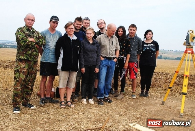 Zdjęcie w galerii na portalu naszraciborz.pl: Gmina Kietrz kolejny raz gości archeologów  wiadomości z regionu