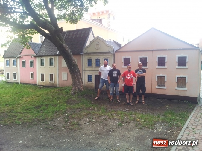 Zdjęcie w galerii na portalu naszraciborz.pl: Na motocyklach podróżują od kilku lat. W tym roku w dwa tygodnie pokonali 5 tysięcy kilometrów i odwiedzili kolejne państwa wiadomości z regionu