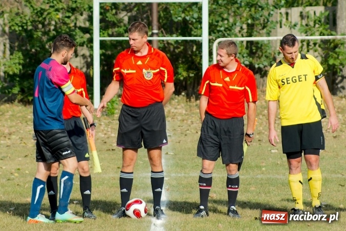 Zdjęcie w galerii na portalu naszraciborz.pl: Puchar Polski: Cztery gole w Owsiszczach. Lubomia gra dalej wiadomości z regionu