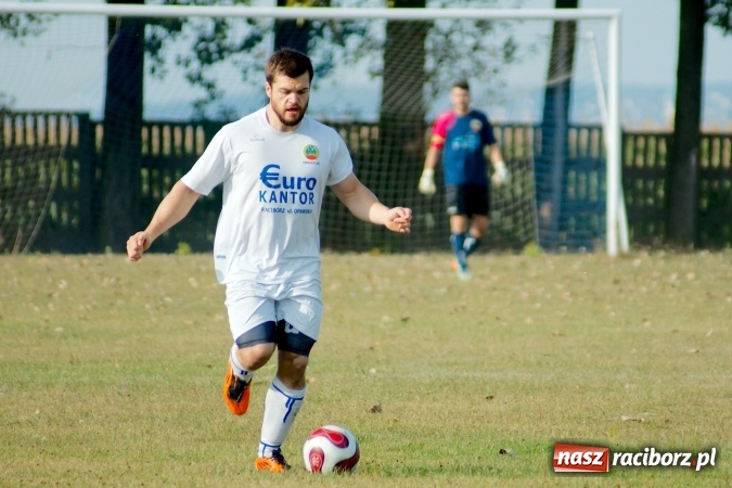 Zdjęcie w galerii na portalu naszraciborz.pl: Puchar Polski: Cztery gole w Owsiszczach. Lubomia gra dalej wiadomości z regionu