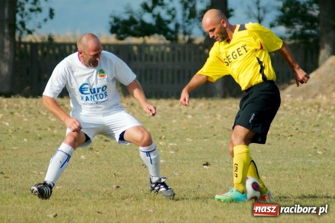 Zdjęcie w galerii na portalu naszraciborz.pl: Puchar Polski: Cztery gole w Owsiszczach. Lubomia gra dalej wiadomości z regionu