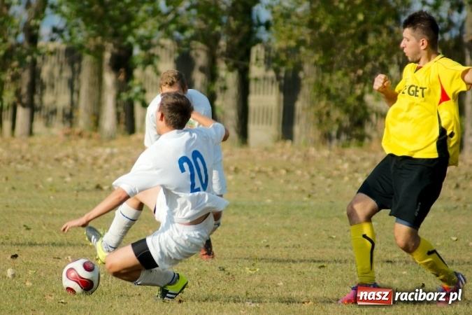 Zdjęcie w galerii na portalu naszraciborz.pl: Puchar Polski: Cztery gole w Owsiszczach. Lubomia gra dalej wiadomości z regionu