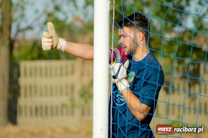 Zdjęcie w galerii na portalu naszraciborz.pl: Puchar Polski: Cztery gole w Owsiszczach. Lubomia gra dalej wiadomości z regionu